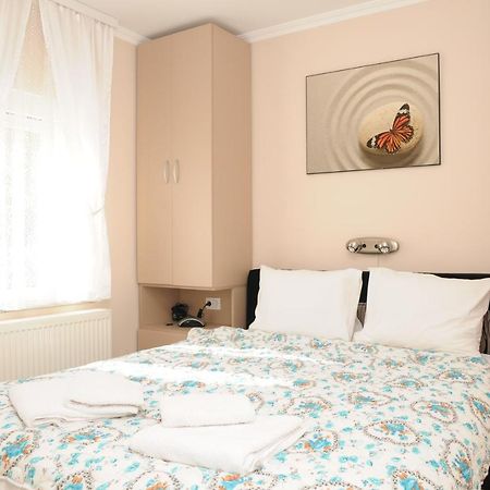 Favorit Apartments Cacak Luaran gambar