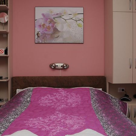 Favorit Apartments Cacak Bilik gambar