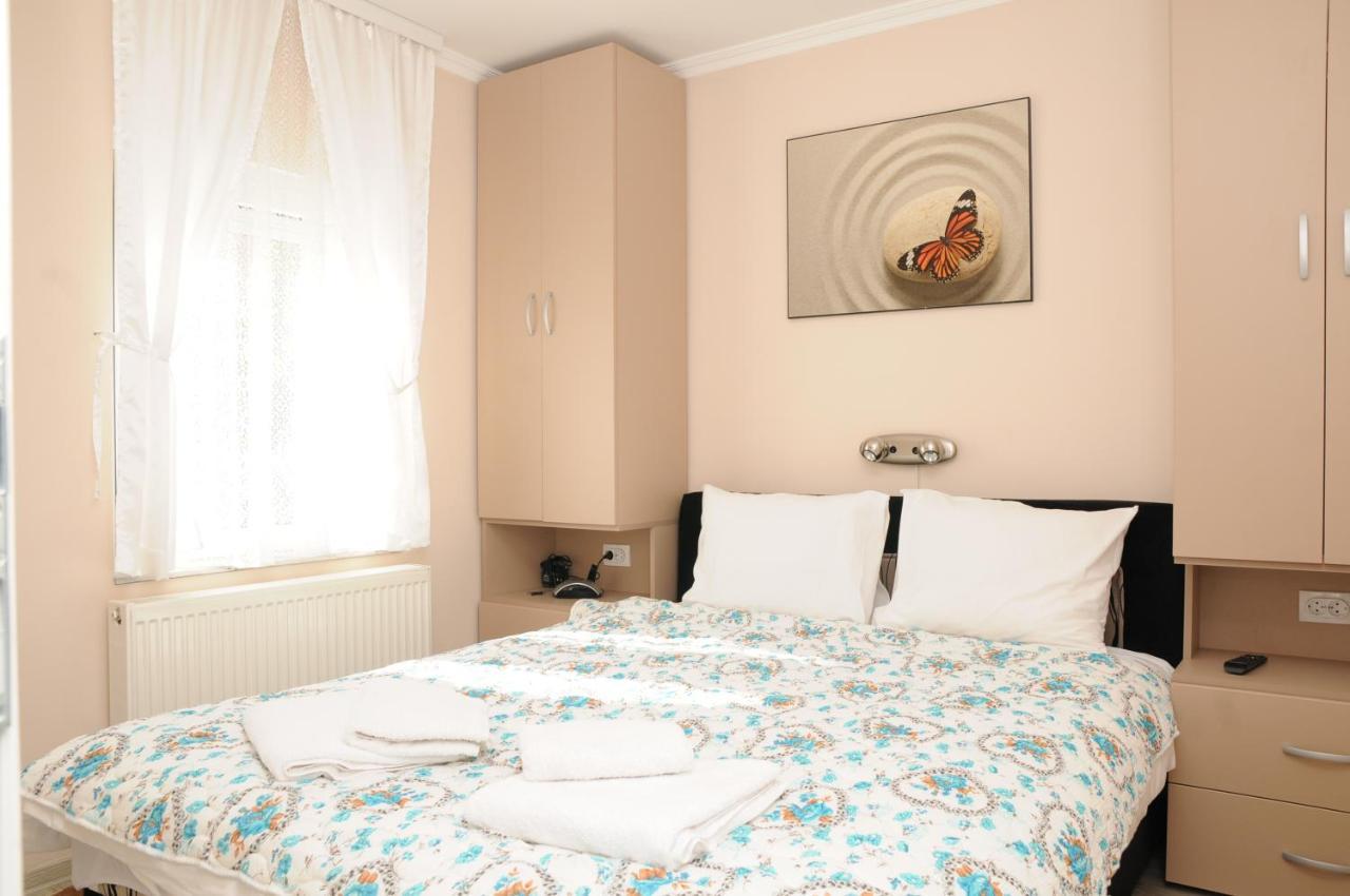 Favorit Apartments Cacak Luaran gambar