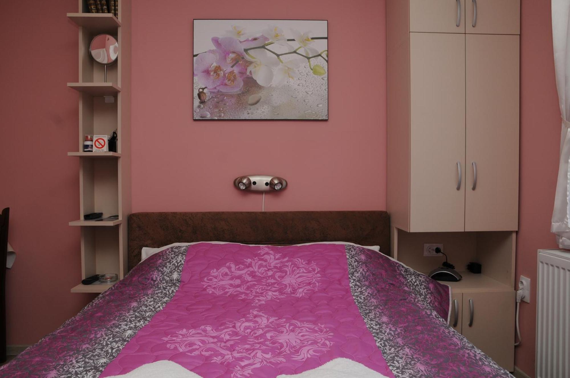 Favorit Apartments Cacak Bilik gambar